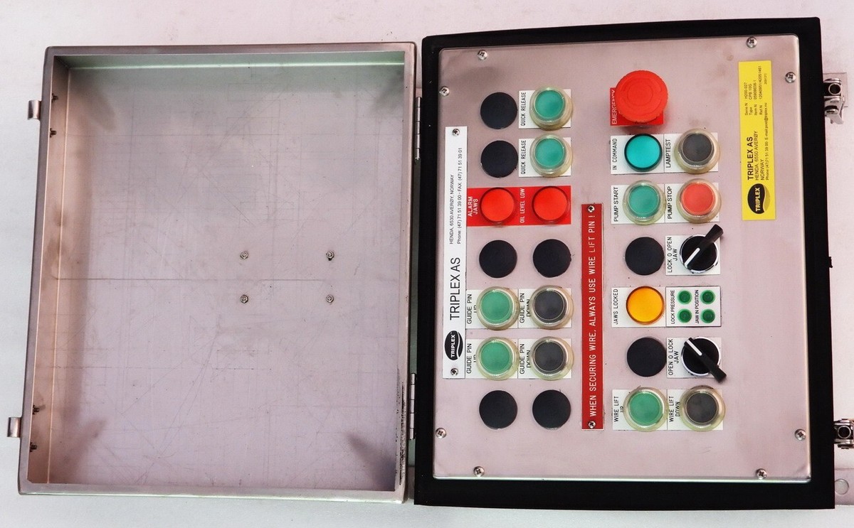 TRIPLEX A/S SHIP SHARK JAW GUIDE PINS CONTROL PANEL SERIES