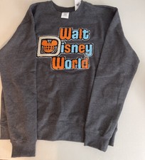WALT DISNEY WORLD Classic Pullover Long sleeve Sweater Medium Gray NWT