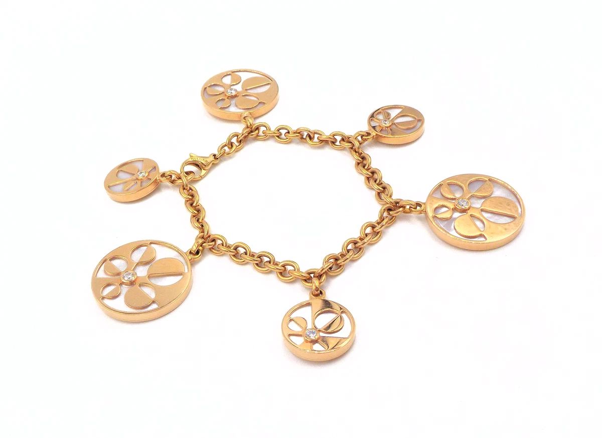 Bvlgari charm hotsell bracelet