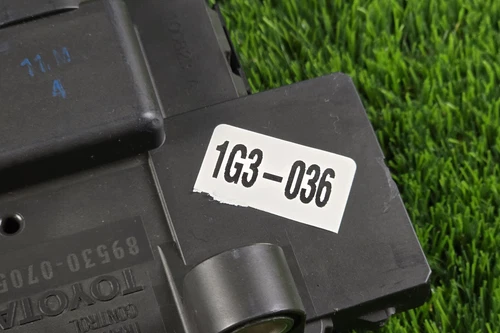 Toyota avalon 2009-12 Transmission Control Computer Module 89530-07050 Oem used - Picture 6 of 8