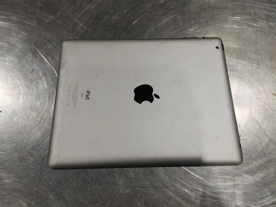 iPad 2 Black 16GB and Leather Case with Keyboard Bundle Power Tested - Fair - Image 4 of 4