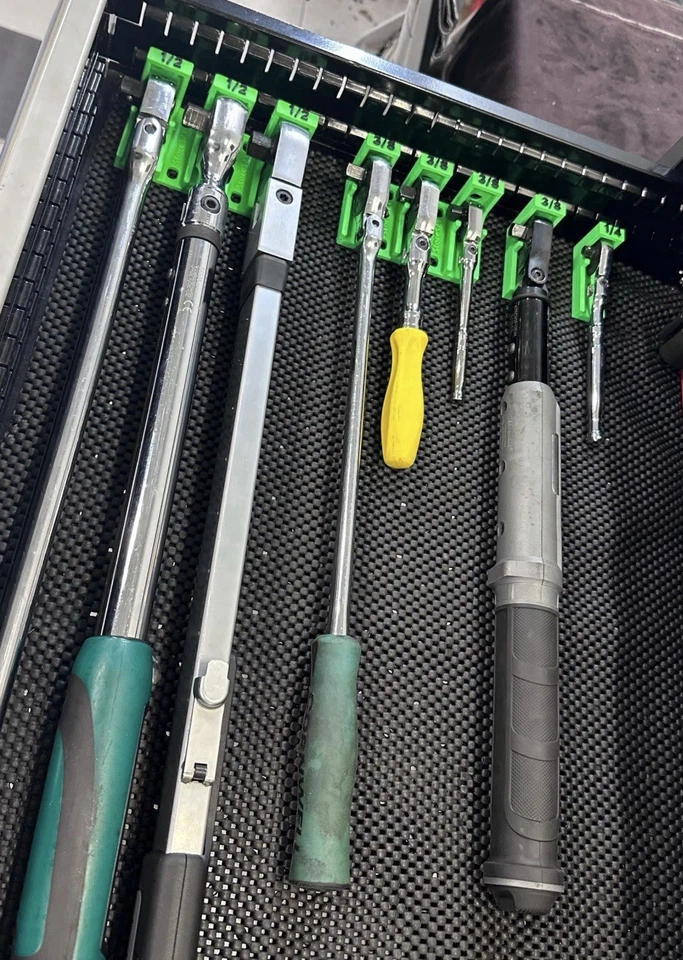 StoreSZY Magnetic Ratchet Storage - Tool Organizer-Multiple Color Options! - Image 3 of 4