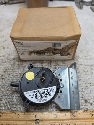 #ad BRAND NEW L LENNOX AIRMSTRONG DUCANE AIR PRESSURE SWITCH 0.10 IWC 15M20 $15.00