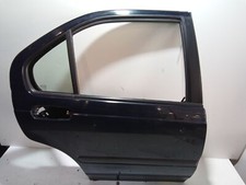 Porte arrière et accessoires Rover 45