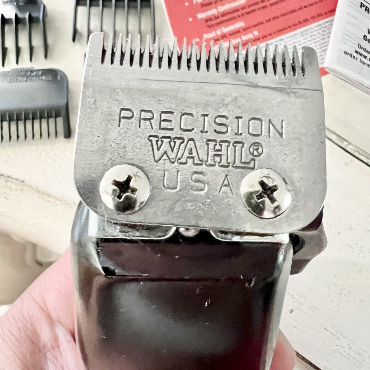 Precision Wahl (MC2) Metro 120V 60HZ 12W Trimmer/Clipper Kit W