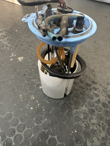 (22) VW Golf 5 1,4 TSI  mit 80 tkm Kraftstoffpumpe Benzinpumpe 1K0919051BH - Picture 5 of 5