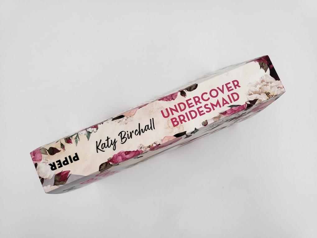 Thumbnail - Undercover Bridesmaid - Das Perfekte Durcheinander | Katy Birchall |