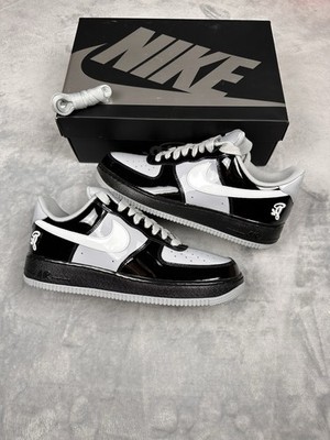 Gr. 45 - Syna Central Cee x Nike Air Force 1 Low Black White Grey IO9974-010