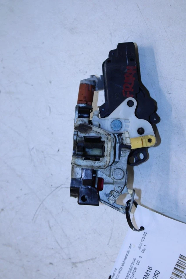 Actuador de cierre de puerta delantero derecho Ford F250 Lariat 2011-2016 doble cabina Foto 3 de 4