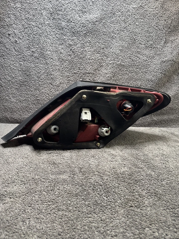 Luz trasera izquierda conductor Acura CL 1997 1998 1999 OEM U0543 DW Foto 3 de 4