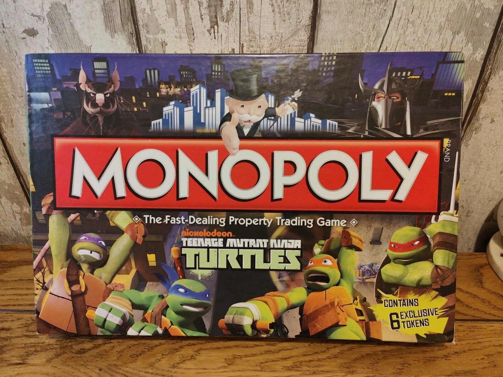 Hasbro 2013 Teenage Mutant Ninja Turtles Monopoly, complete.