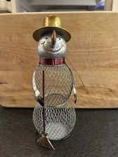 Tooarts Metal Wire Snowman Wine Cork Holder