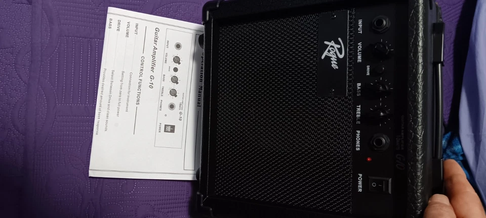 Rogue G10 10W 吉他放大器 全新 吉他套装 — 第 2/3 张图片