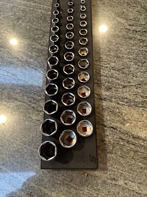 Snap-on 239sfssfo 39 piece 3/8 drive 6 pt sae socket set in foam 1