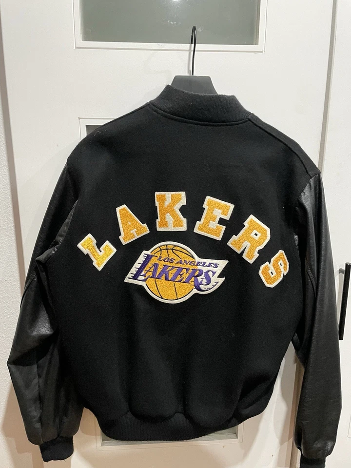 Los Angeles Lakers Vintage Chalk Line Varsity Men’s Jacket Sz LARGE - Image 3 of 4
