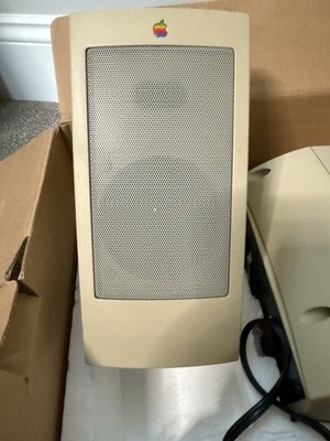 PCスピーカー Apple Design Powered Speakers M6082 Apple Design M 6082 Vintage Powered Computer Speakers M6082 Stock