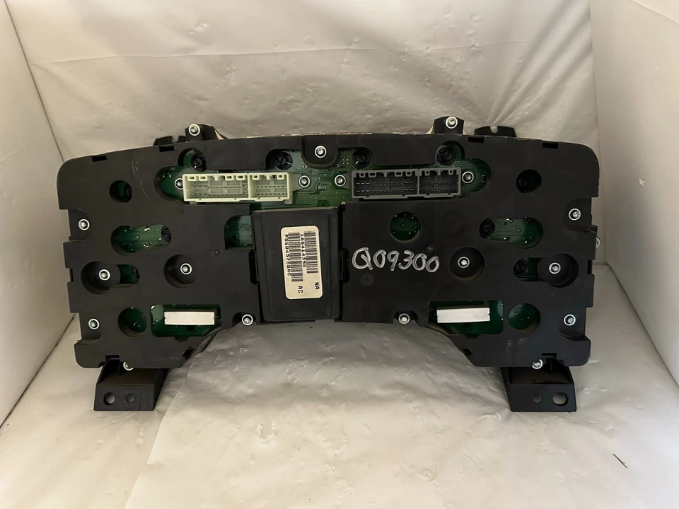 Dodge Ram 1500/2500/3500 2004 y 05 pickup velocímetro 176.619 millas gas Foto 2 de 3