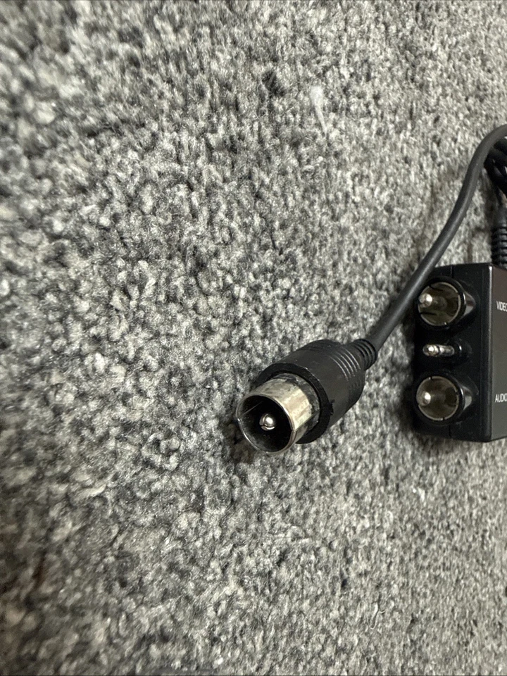 Panasonic VW-RF8B RF Adapter Modulator RCA to Coax Converter Camcorder TV Used - Image 3 of 4