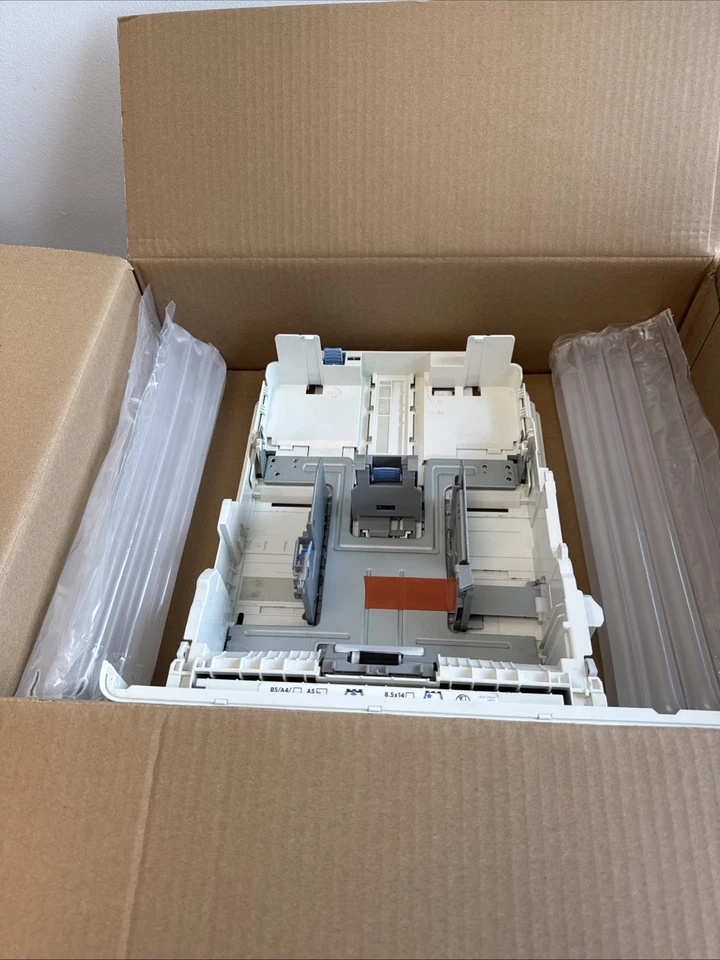 NEW HP RM2-5690 Input Paper Tray Cassette for LaserJet M501 M506 M507 M527 - Image 3 of 4