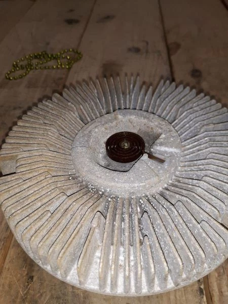 Fan Clutch 8-330 5.4L With AC Fits 99-07 FORD F250SD PICKUP 63991 — 第 4/4 张图片