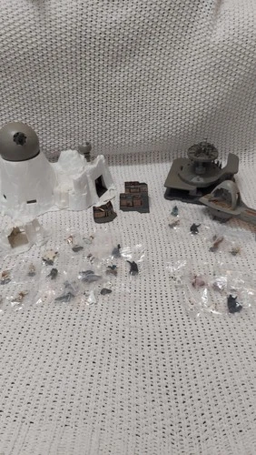 Large Lot Of Vintage Kenner Star Wars Micro Collection Hoth Cloud City Playsets