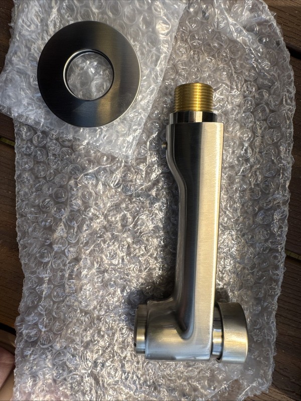Hansgrohe 14414821 Metris S Tub Spout With Diverter - Brushed Nickel