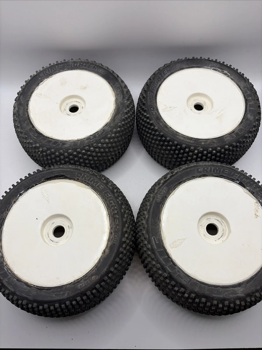 Block In 1/8 Truggy Mounted Tires White Dish Wheels (2) Medium Soft Block In 1/8 Truggy Mounted Tires White Dish Wheels (2) Medium Soft
