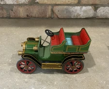 Vintage Modern Toys Construction Old timers Car