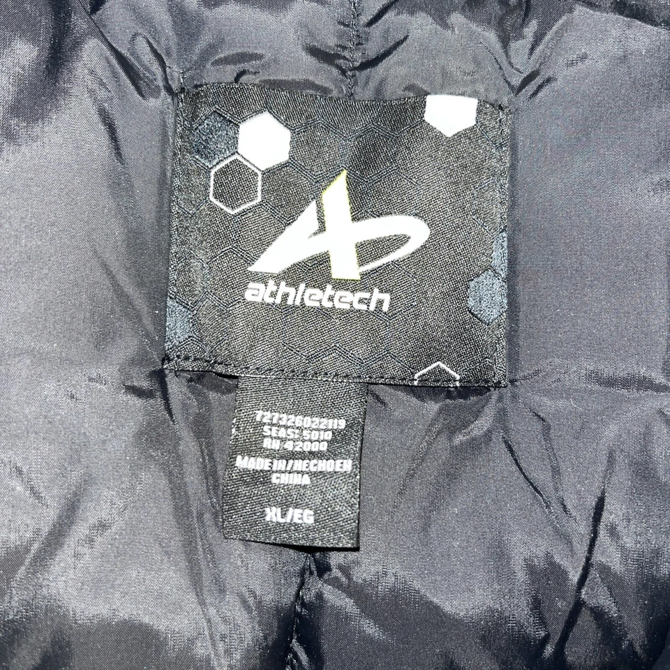 Chaleco acolchado Athletech Performance Outerwear para mujer negro talla extra grande Foto 3 de 3