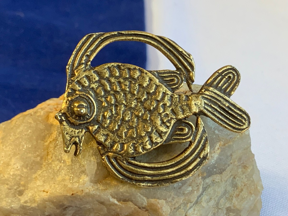 Alva Museum Replicas Goldweight in the Shape of a Fish Brooch