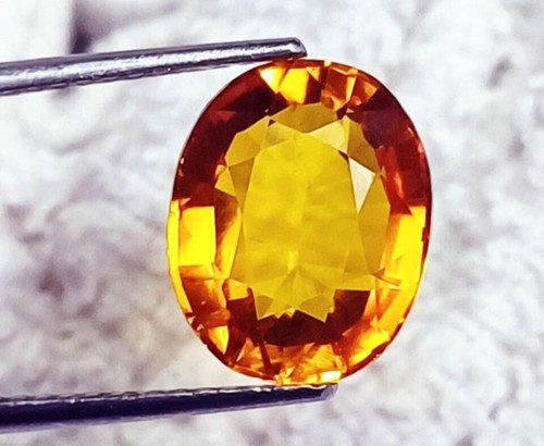 Zaffiro Giallo Naturale Certificato Taglio Ovale Gemma Sciolta 7,70 Ct ~ Omaggio - Foto 2 di 8