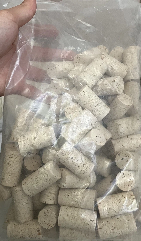 100 corchos de vino Foto 3 de 3