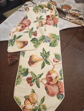 Thick, Heavy, Lined Table Runner Tassels Apples, Fruit 14" x 76"