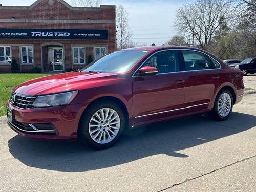 2016 Volkswagen Passat 1.8T SE