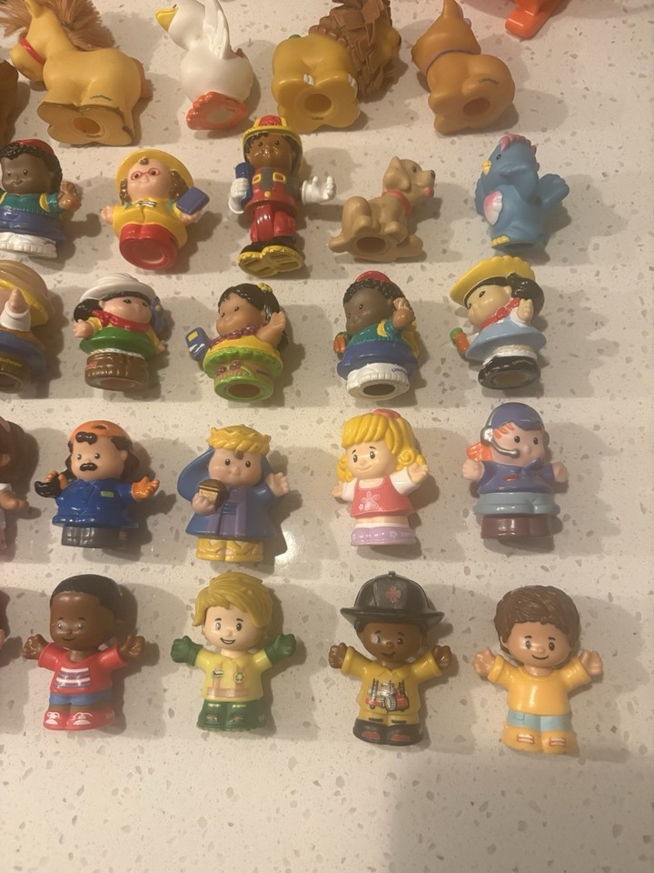 Nice Lot of 38 Fisher Price Little People Figures w/ Car Copter Free ...
