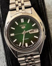 Seiko 5 Automatic 7009 Men’s Watch Green Dial Day Date 17 Jewels Japan