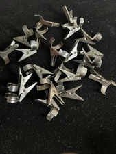 21 Vintage Noma Metal Alligator Teeth Christmas Bulb Tree Light Clips/Holders