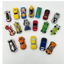 Hot Wheels Mixed Diecast Toy Car Lot 18pc Race Cars Trucks Fantasy Vehicles