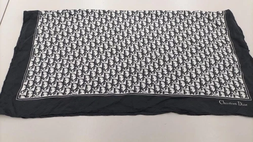 Foulard Christian Dior noir et blanc 33,4 pouces