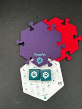 FluentPet Tester Kit – 2 Talking Buttons + 2 HexTiles (Purple & Red) – w/ Batter