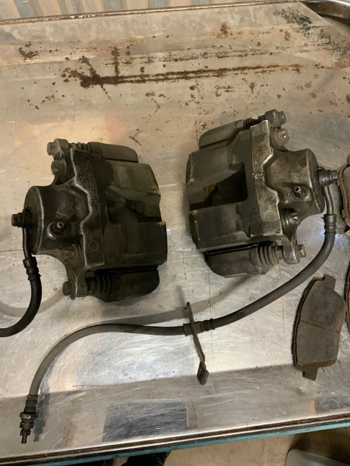 Pair Front Brake Calipers with Brackets for 2011 2012 2013 2014 Hyundai Sonata - Image 3 of 4