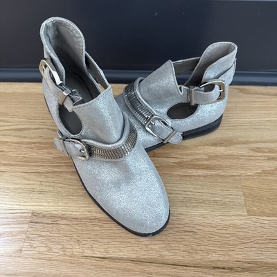 New Gianni Bini Rock Steady Silver Metallic Glitter Leather Ankle Boots size 8M