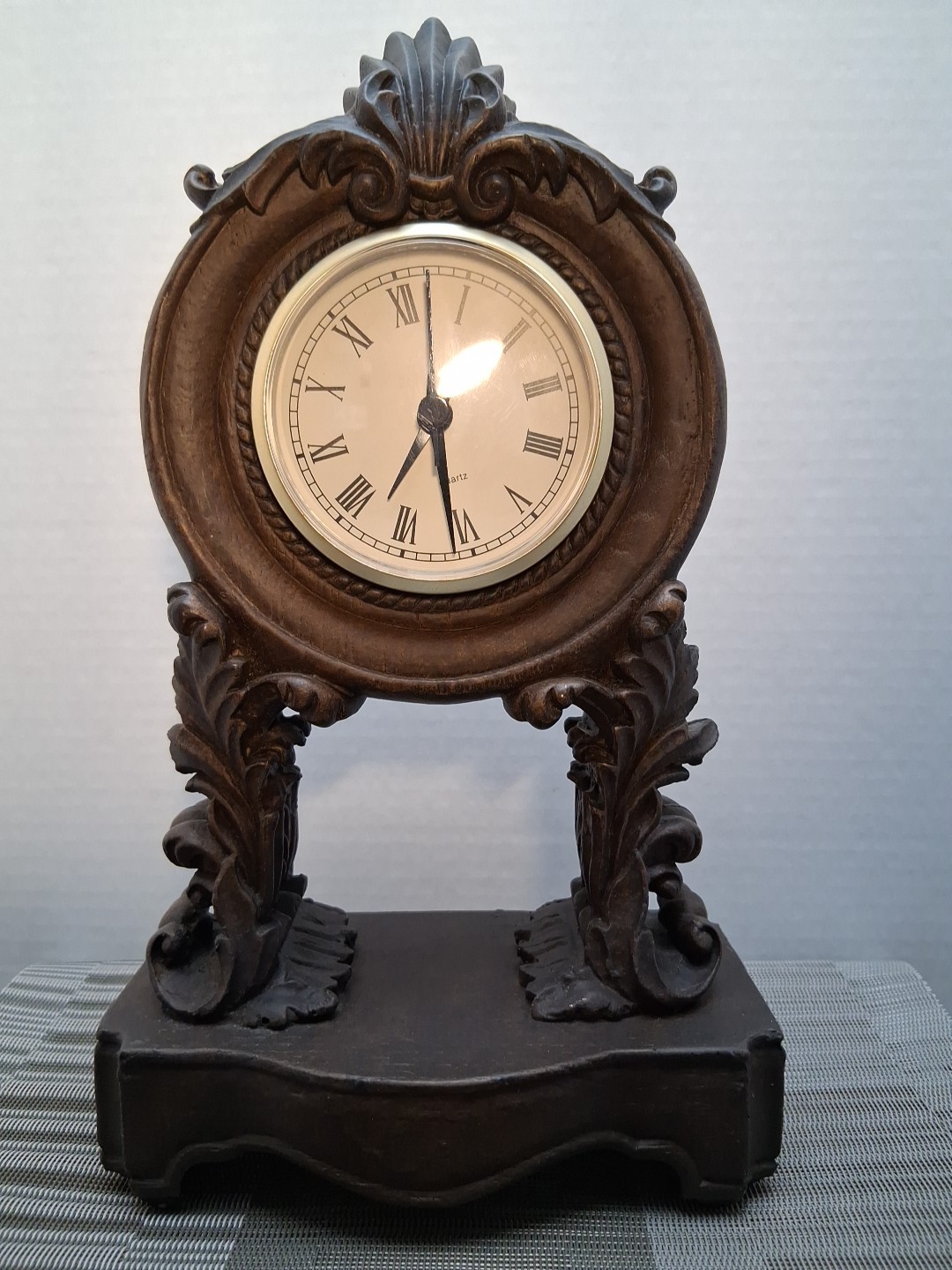 Vintage Home Interiors Classic Round Mantle Clock Quartz Sil