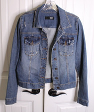 Kut From The Cloth Womens Denim Jacket Size Small Distressed Trucker