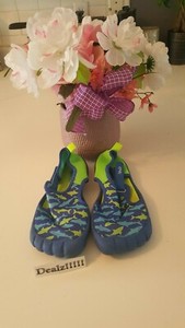 Newtz Water Shoes Blue & Lime Green Youth  Size 4/5