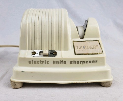 Vintage Universal Electric Knife Sharpener No.9961 by Landers, Frary & Clark - Picture 2 of 7