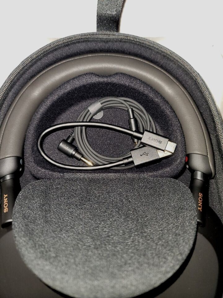 Sony WH-1000XM5 Wireless Noise Canceling Headphones - Black Sony WH-1000XM5 Wireless Noise Canceling Headphones - Black