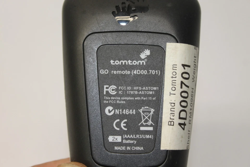 Mando a distancia original genuino Tomtom 4D00.701 Go para sistema receptor GPS para automóvil Foto 2 de 2
