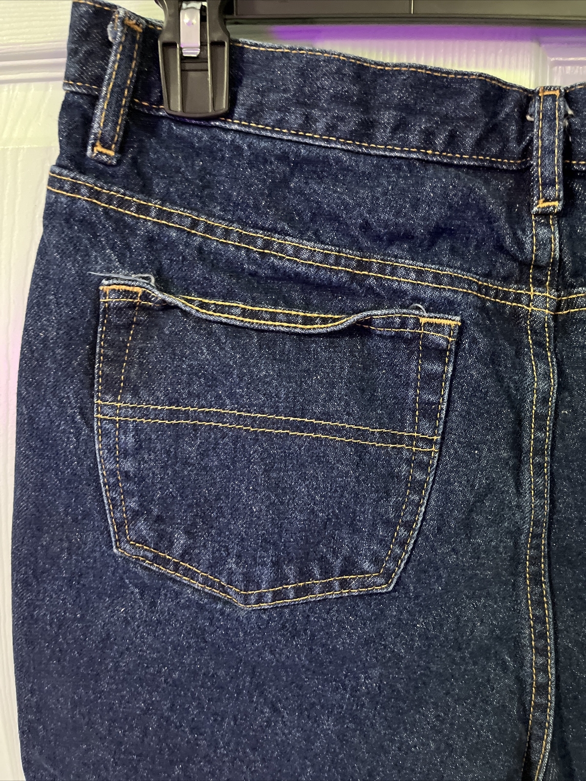 Tommy Hilfiger Women’s Shorts Blue Denim Waist 36” Rise 11.5” Inseam 4.5Pockets thumbnail 11