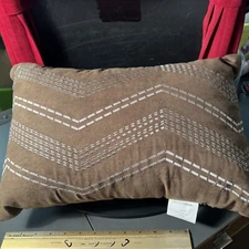 Madison Park Accent Pillow Brown 15” Rectangle Beautiful Fancy Home Decor